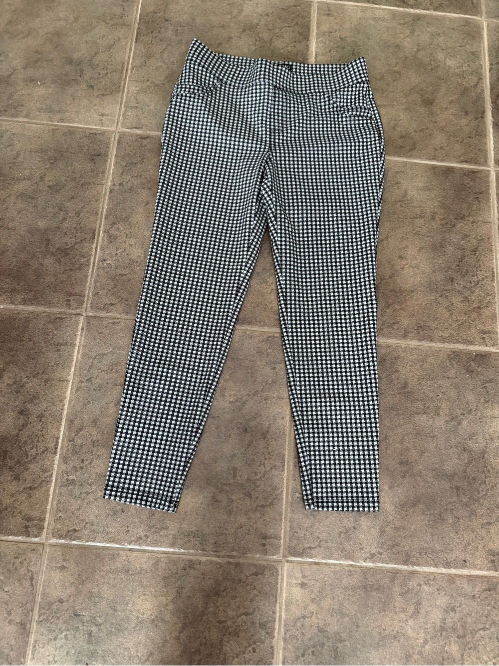 Women Black and White Houndstooth Stretch pants